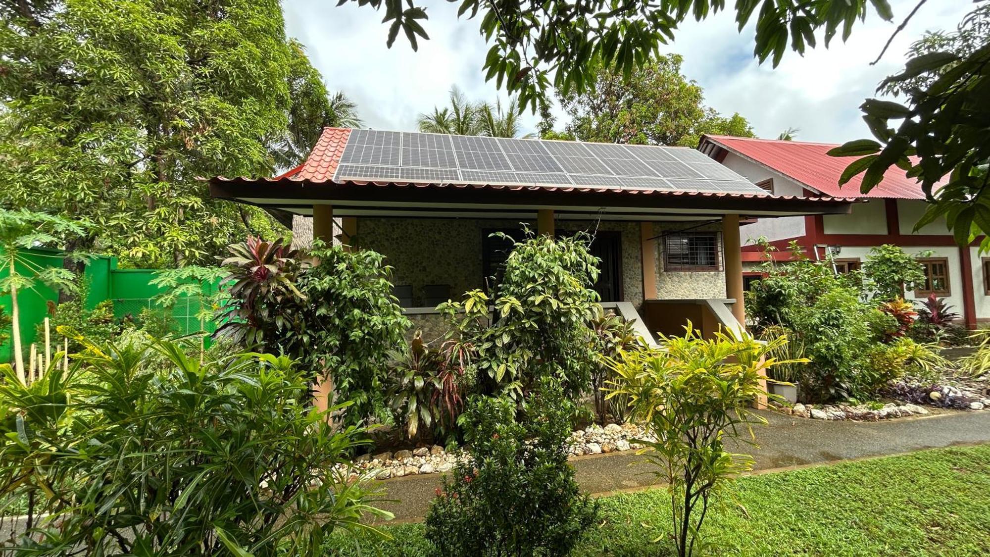 Haus Am Strand Auf Sibuyan Island Nahe Cresta De Gallo - Marevic'S Guesthouse 1 Ohne Klimaanlage Azagra 外观 照片