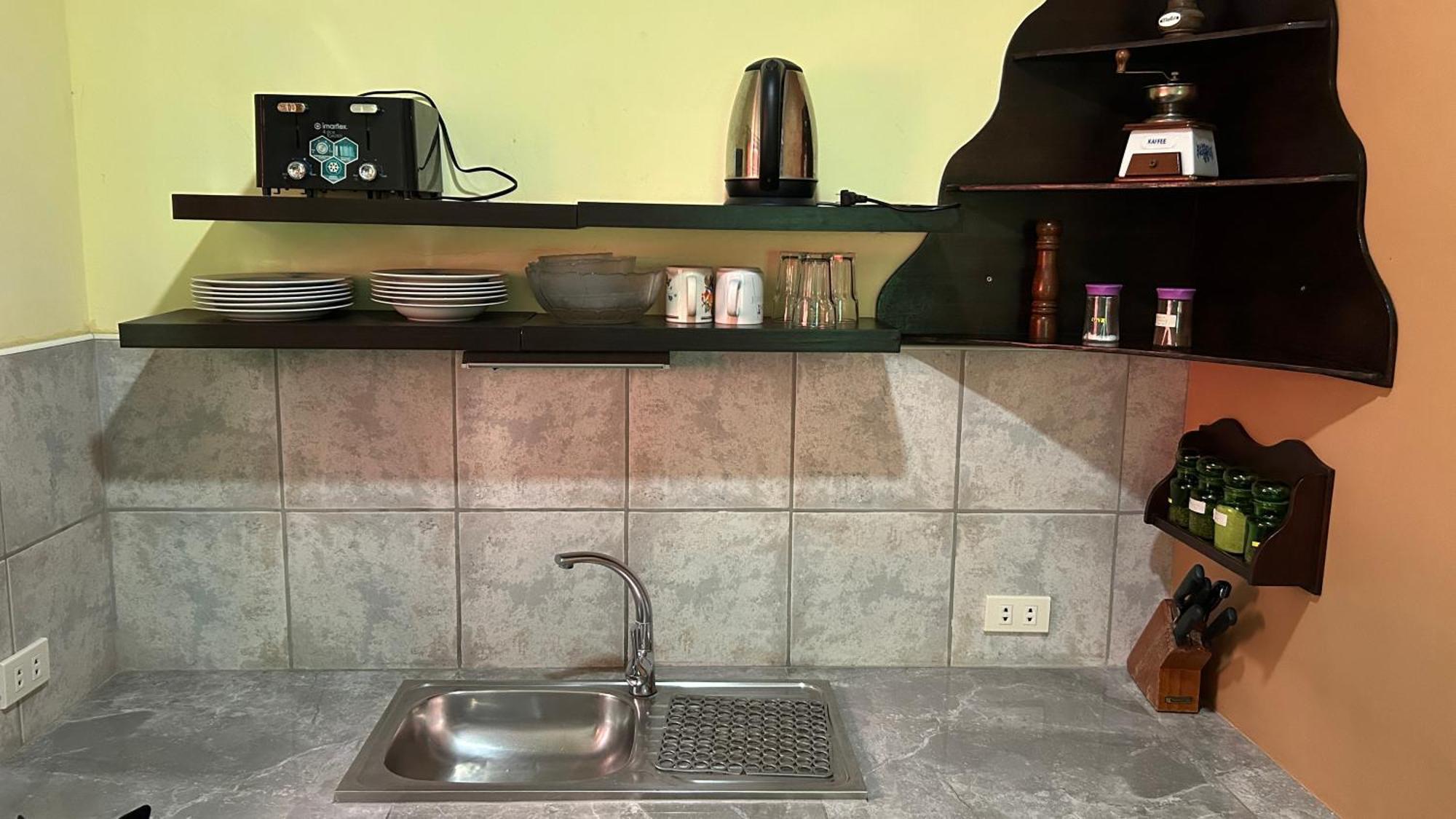 Haus Am Strand Auf Sibuyan Island Nahe Cresta De Gallo - Marevic'S Guesthouse 1 Ohne Klimaanlage Azagra 外观 照片