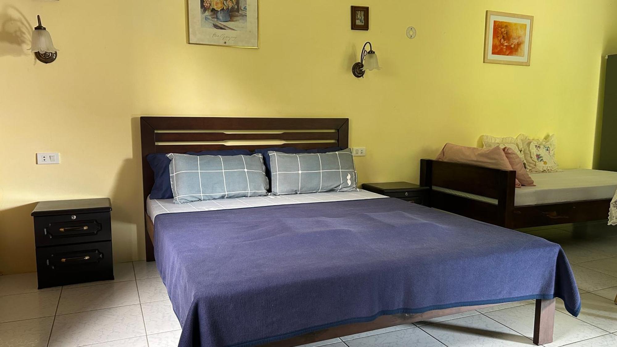 Haus Am Strand Auf Sibuyan Island Nahe Cresta De Gallo - Marevic'S Guesthouse 1 Ohne Klimaanlage Azagra 外观 照片