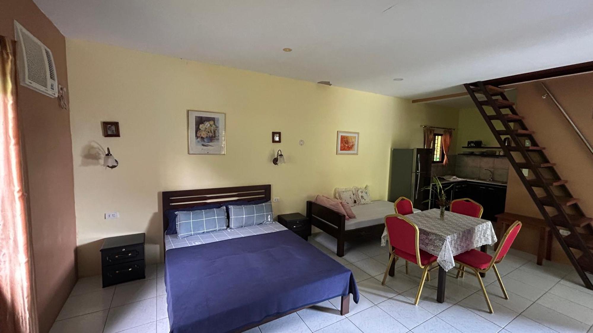 Haus Am Strand Auf Sibuyan Island Nahe Cresta De Gallo - Marevic'S Guesthouse 1 Ohne Klimaanlage Azagra 外观 照片