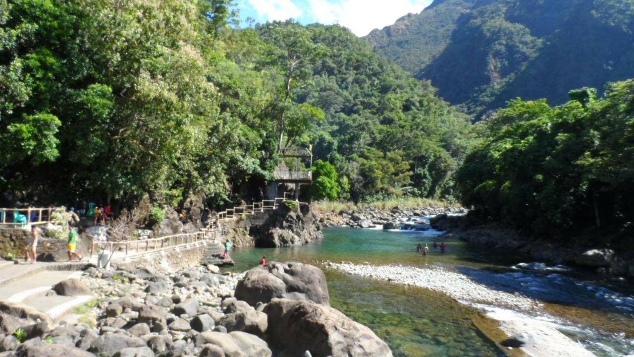 Haus Am Strand Auf Sibuyan Island Nahe Cresta De Gallo - Marevic'S Guesthouse 1 Ohne Klimaanlage Azagra 外观 照片